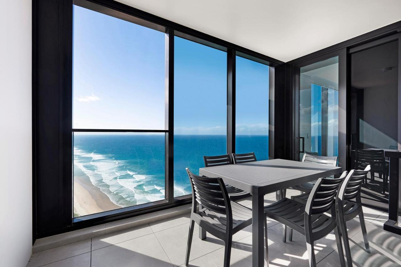 Sea View Beachfront Apartment In Surfers Gold Coast Bagian luar foto