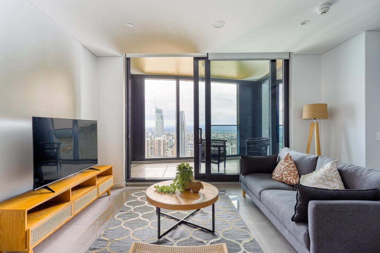Sea View Beachfront Apartment In Surfers Gold Coast Bagian luar foto