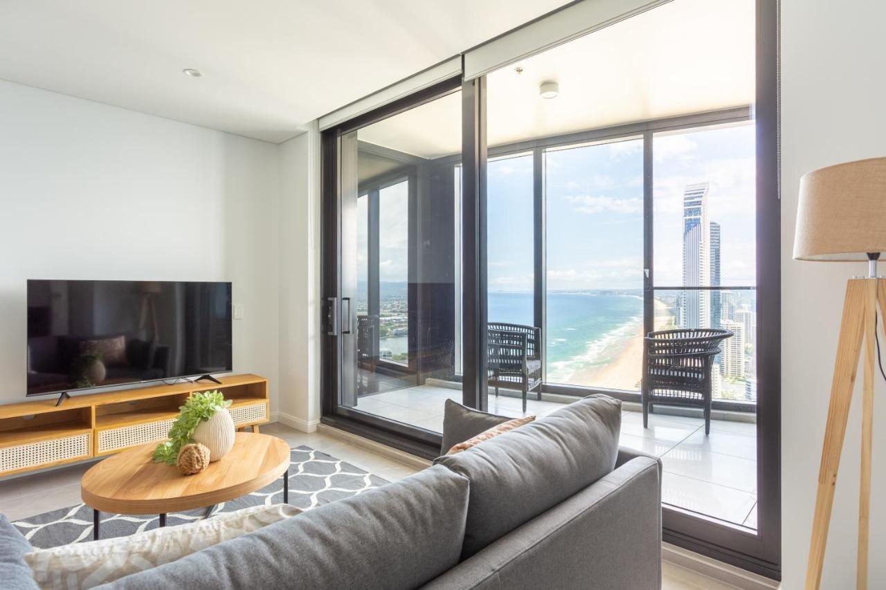 Sea View Beachfront Apartment In Surfers Gold Coast Bagian luar foto